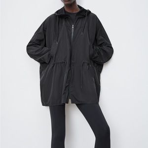 Zara Women’s Jacket Black Size Small Packable Water Repellent Raincoat